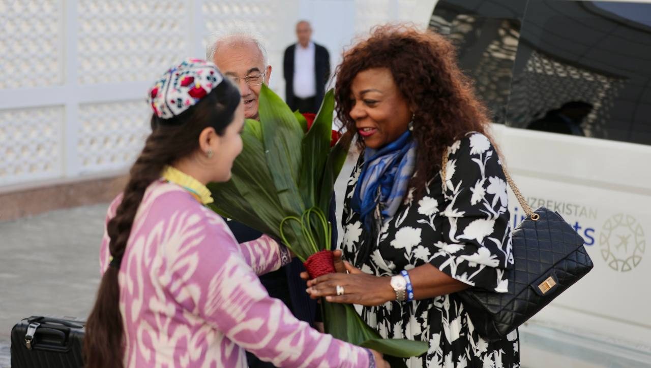  Parlamentlararo ittifoq Bosh kotibi Martin Chungong va Jahon sog‘liqni saqlash tashkiloti sog‘liq xavfsizligi departamenti direktori Dr. Stella Chungong Xiva shahrida