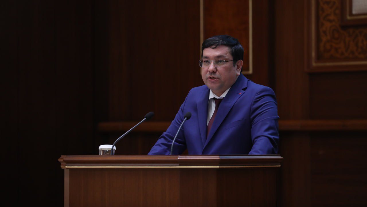 Senat O‘zbekistonning inson huquqlari sohasidagi xalqaro majburiyatlari bajarilishi holati haqidagi axborotni eshitdi