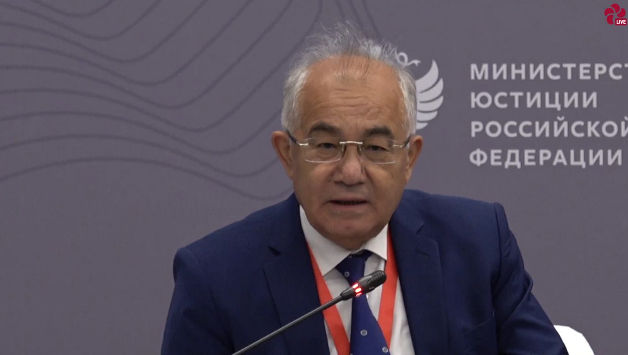 Akmal Saidov an’anaviy Peterburg xalqaro yuridik forumida ishtirok etdi