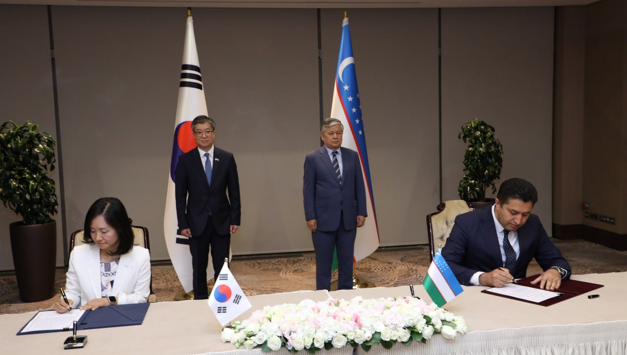 O‘zbekiston Respublikasi Hukumati va Koreya xalqaro hamkorlik agentligi (KOICA) o‘rtasida, umumiy byudjeti 20,44 mln AQSH dollariga teng 2023-2028 yillarda amalga oshirilishi ko'zda tutilgan 3 ta yangi loyiha uchun bitimlar imzolandi.