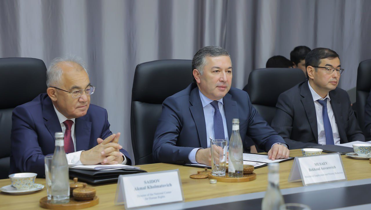 Kambag‘allikni qisqartirish va bandlik vazirligi, O‘zbekiston Respublikasi Prezidenti huzuridagi Ijtimoiy himoya milliy agentligi mutasaddilari BMT Inson huquqlari bo‘yicha kengashining Munosib turar joy masalalari bo‘yicha maxsus ma’ruzachisi Balakrishnan Radjagopal boshchiligidagi delegatsiya bilan uchrashuv o‘tkazdi