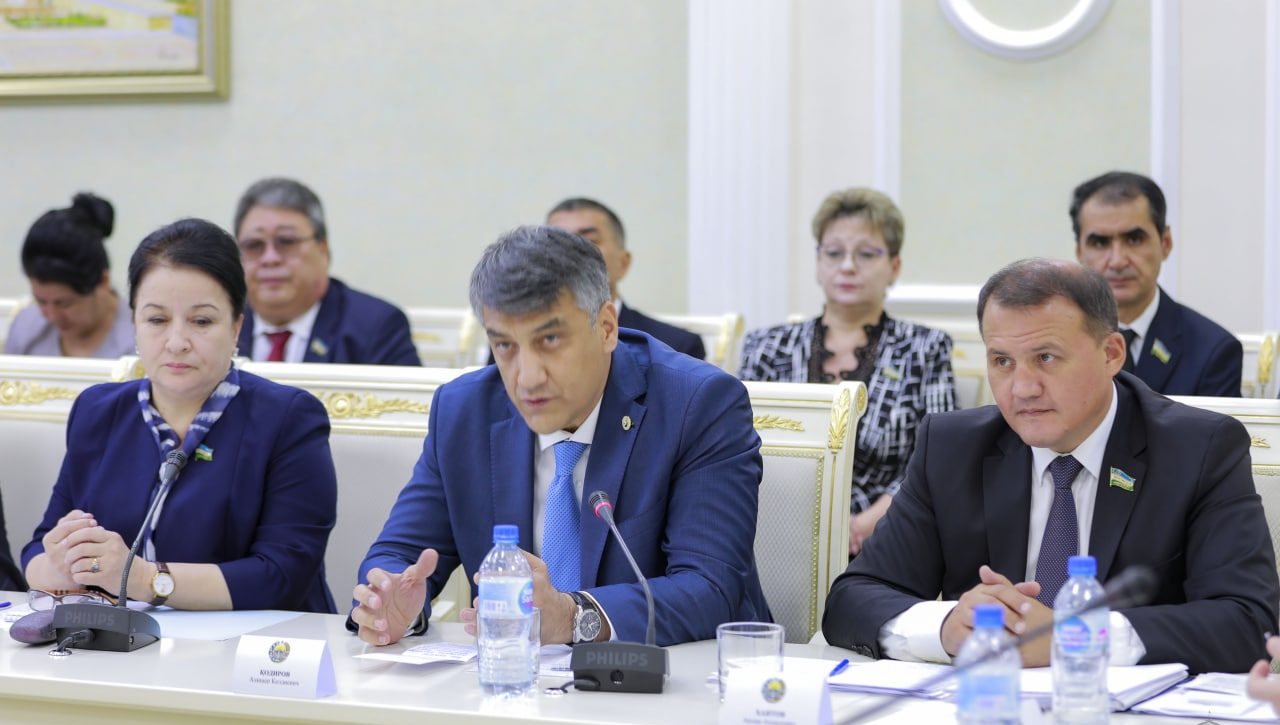 Konstitusiyaviy komissiyaning navbatdagi yig’ilishi bo’lib o’tdi
