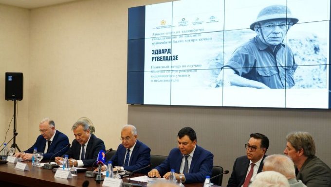 «Fan ustuni» Edvard Rtveladze tavalludining 80 yilligiga bag‘ishlangan kecha bo‘lib o‘tdi