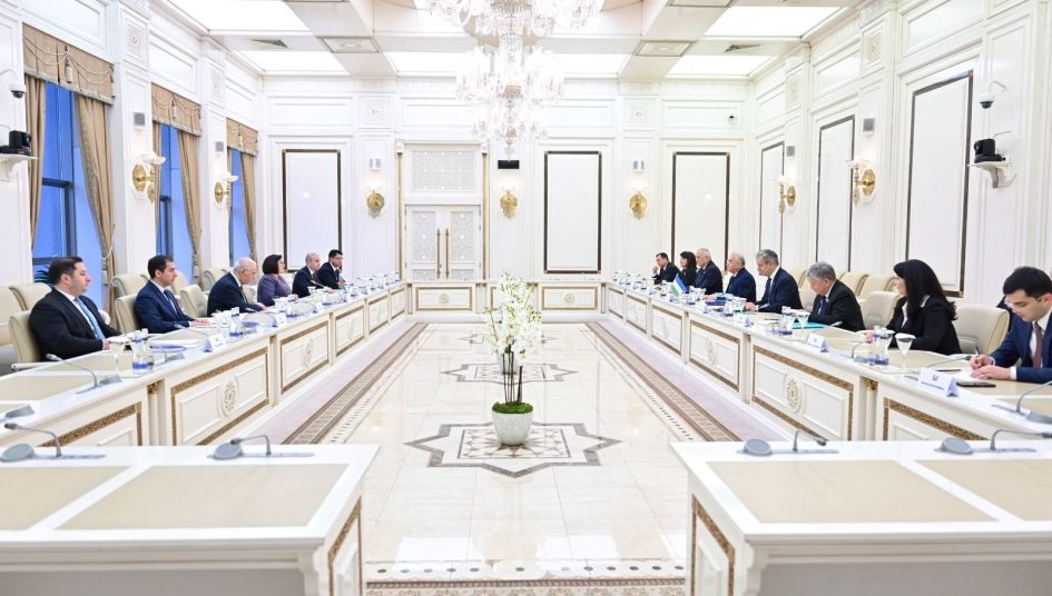 Parlament delegatsiyasi Ozarbayjondagi O‘zbekiston fani va madaniyati kunlarida ishtirok etmoqda