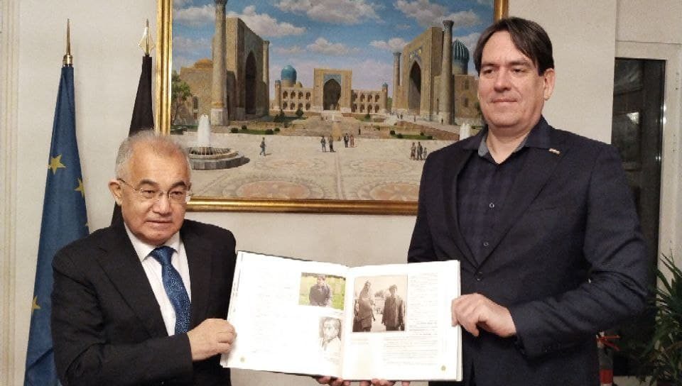 Akmal Saidov Bryusselda taniqli jurnalist va adib Remko Reyding bilan uchrashdi
