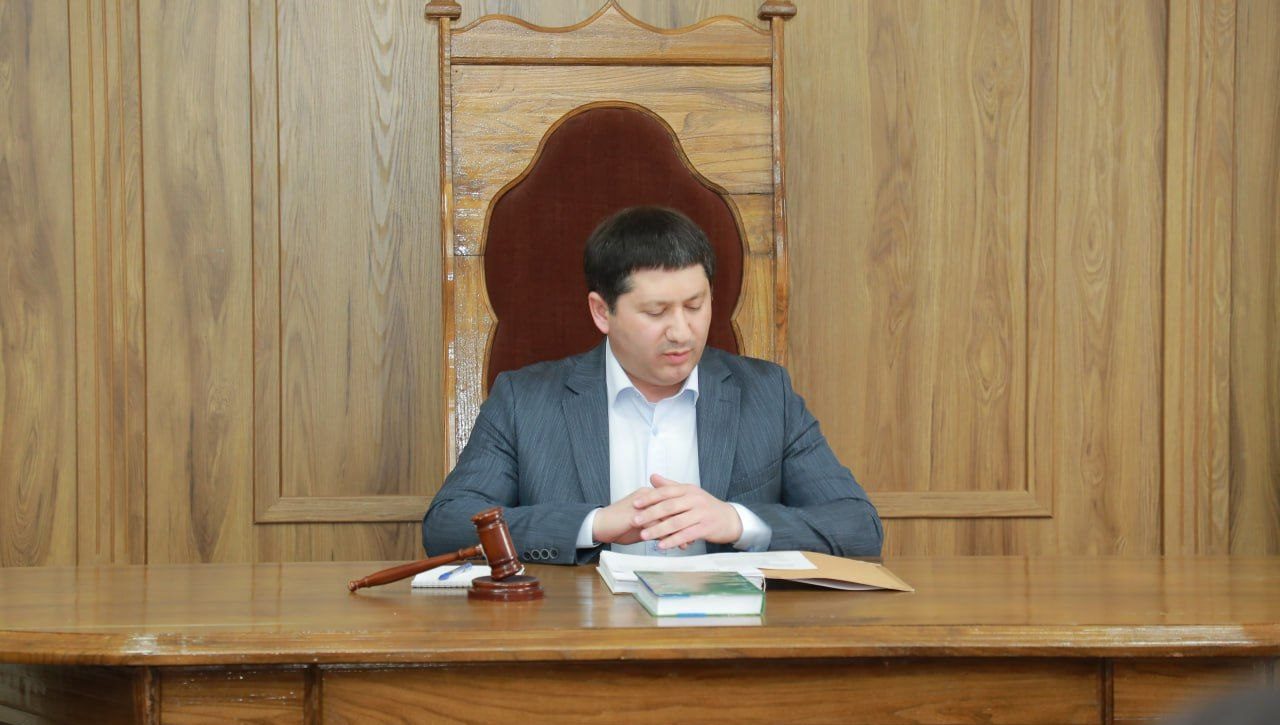 “Inson huquqlari haftaligi”da sudya va talaba yoshlar uchrashdi