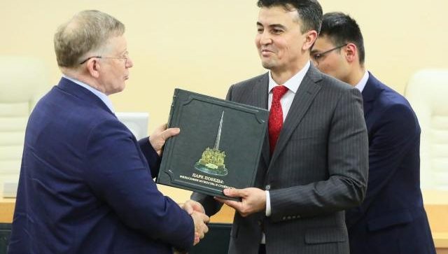 Chelyabinskda “G‘alaba bog‘i falsafasi” kitobining taqdimoti bo‘lib o‘tdi