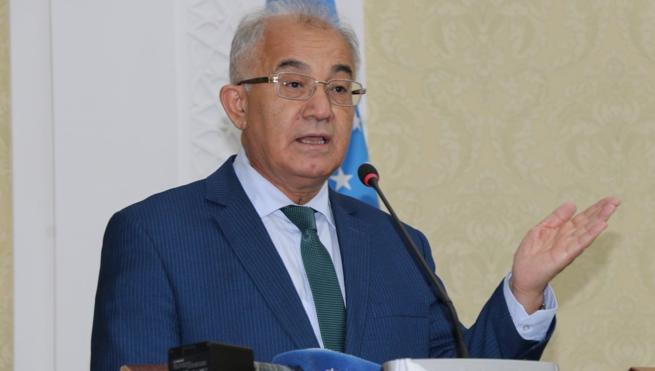 Viloyat hokimligida konstitutsiyaviy qonun loyihasining muhokamasiga bag‘ishlangan davra suhbati tashkil etildi