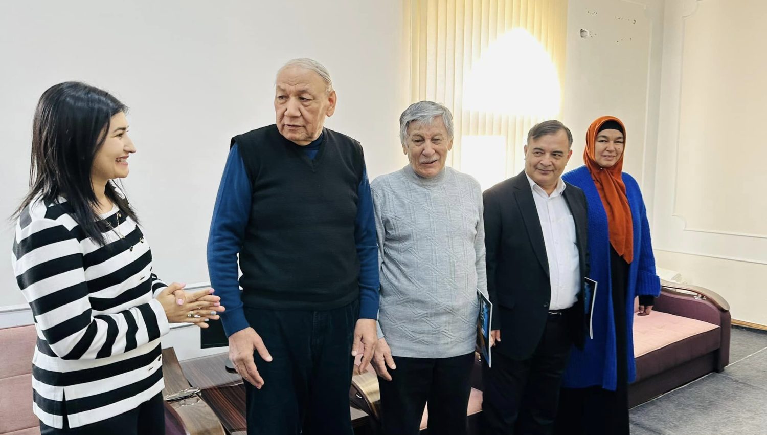 “Guliston” jurnalida 2023 yil davomida e’lon qilingan eng yaxshi materiallar mualliflarini an’anaviy taqdirlash marosimi o‘tkazildi
