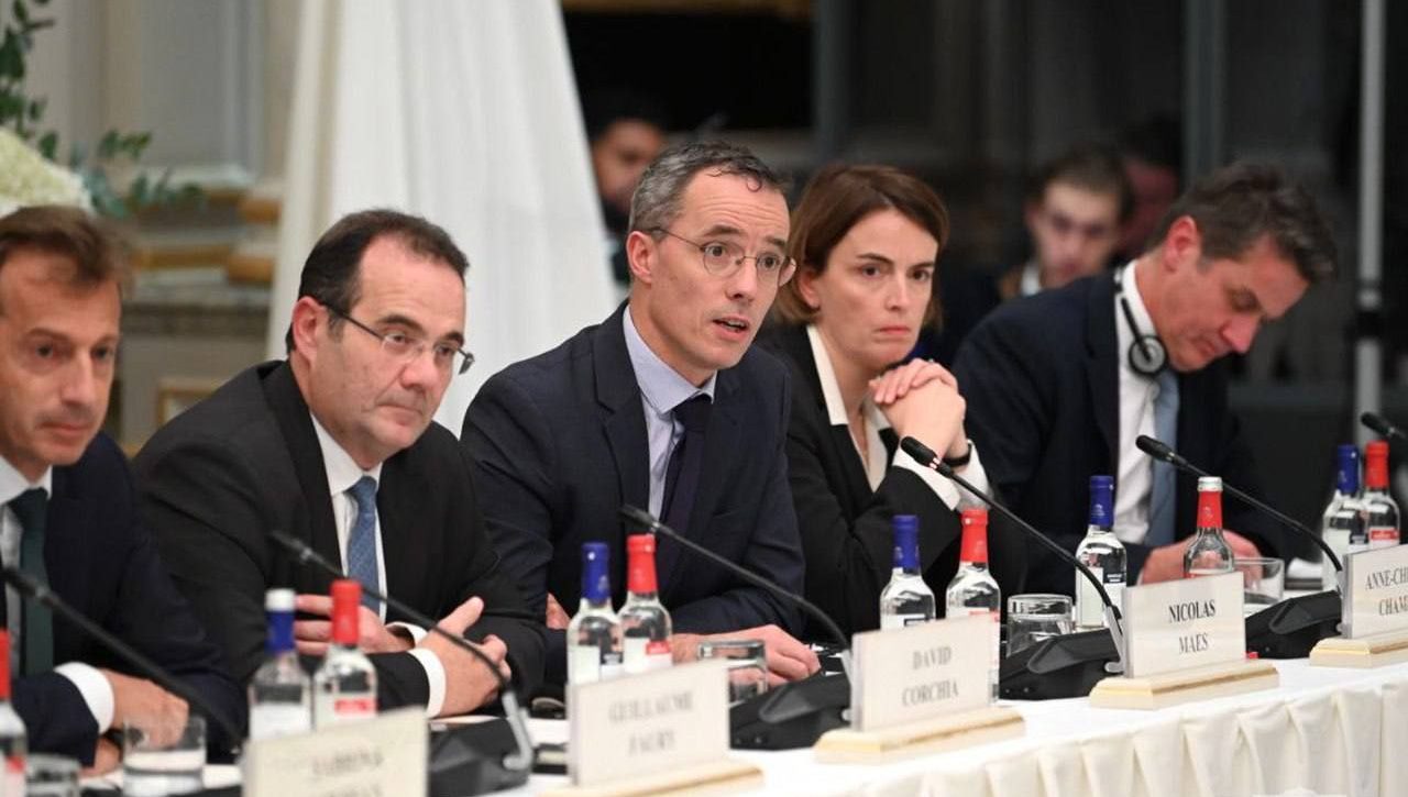 O‘zbekiston Prezidenti Fransiyaning yetakchi kompaniya va banklari rahbarlari bilan uchrashdi