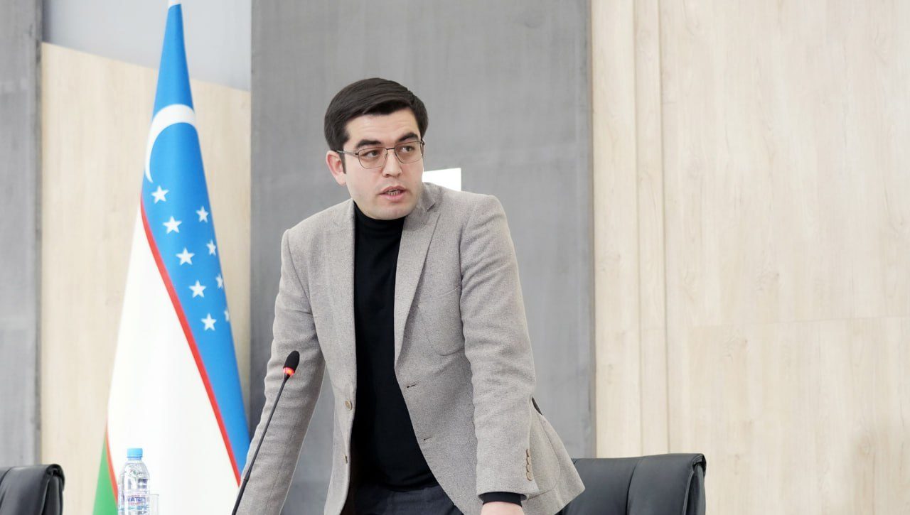 Xavfsizlik, kommuniti va muvaffaqiyat: Meta’dan matbuot kotiblari uchun trening