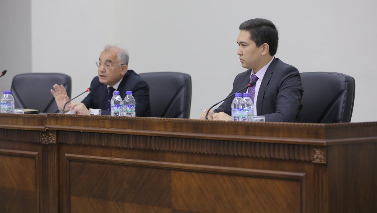 “Yangi O‘zbekiston strategiyasi va huquqiy ta’lim” mavzusidagi uchrashuvda akademik Akmal Saidov ishtirok etdi