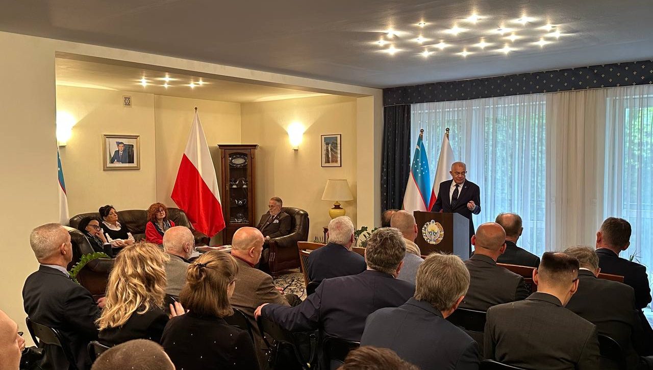 Akmal Saidov O‘zbekistonning Polshadagi elchixonasida o‘tkazilgan uchrashuvda ishtirok etdi