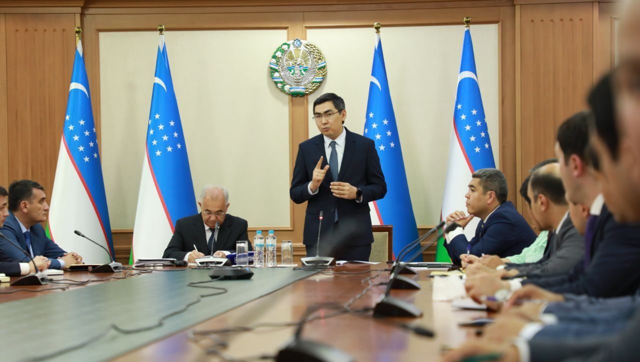 “Konstitutsiyaviy islohot jamoatchilik muhokamasida” mavzusida ochiq muloqot boshlandi