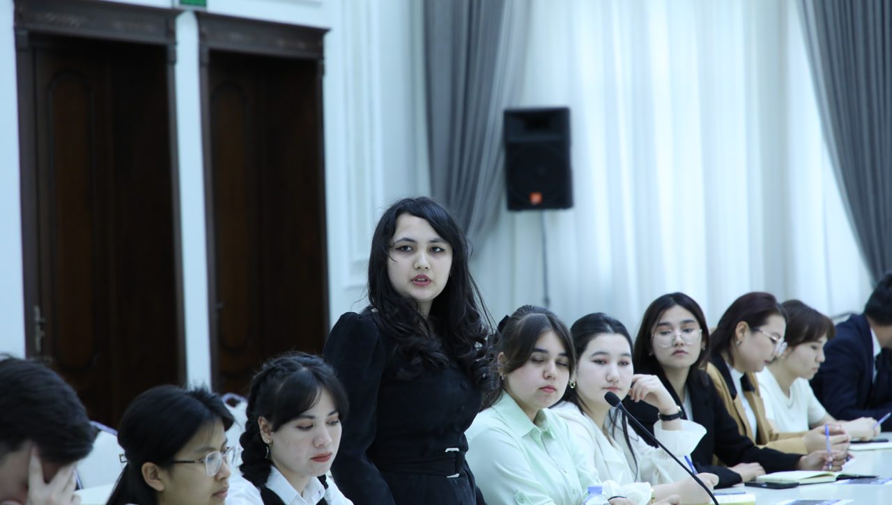 Debat-klubning navbatdagi yig‘ilishi ayollar huquqlariga bag‘ishlandi