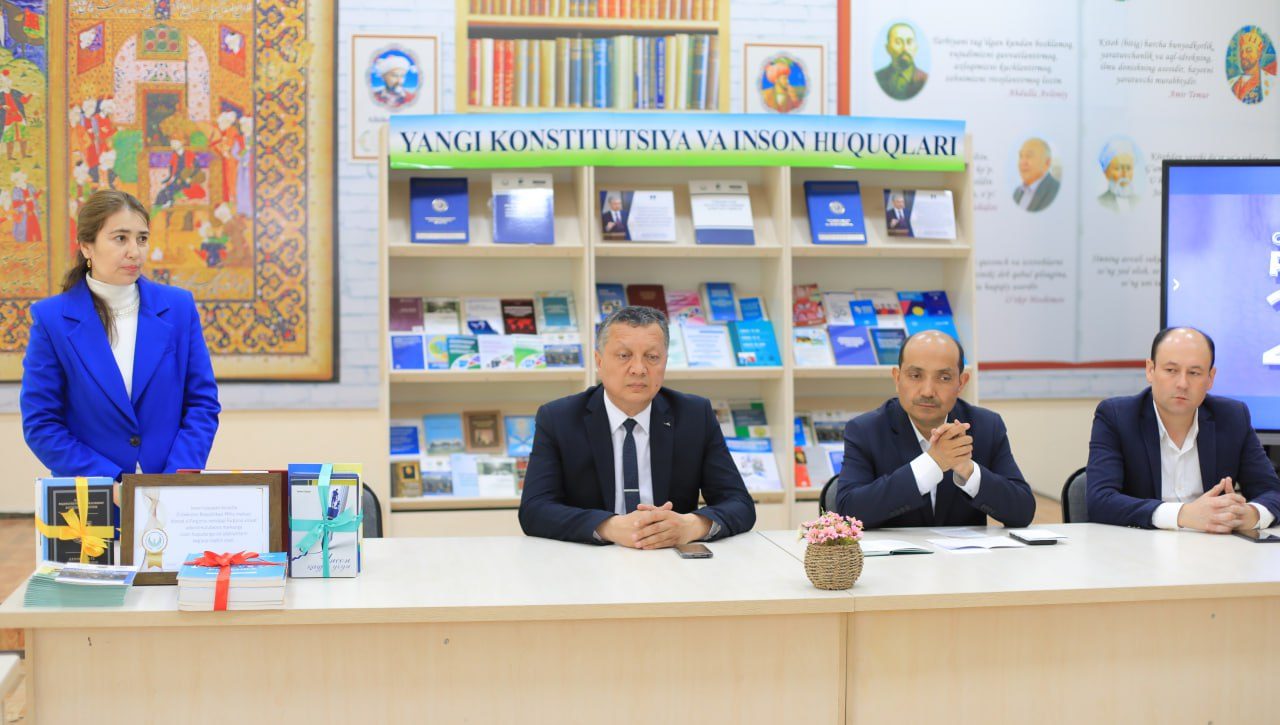 “Konstitutsiya va inson huquqlariga oid adabiyotlar” burchagi tashkil qilindi