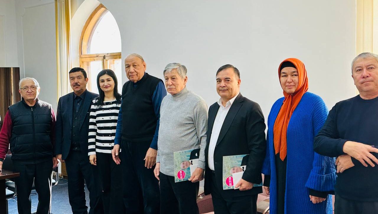 “Guliston” jurnalida 2023 yil davomida e’lon qilingan eng yaxshi materiallar mualliflarini an’anaviy taqdirlash marosimi o‘tkazildi