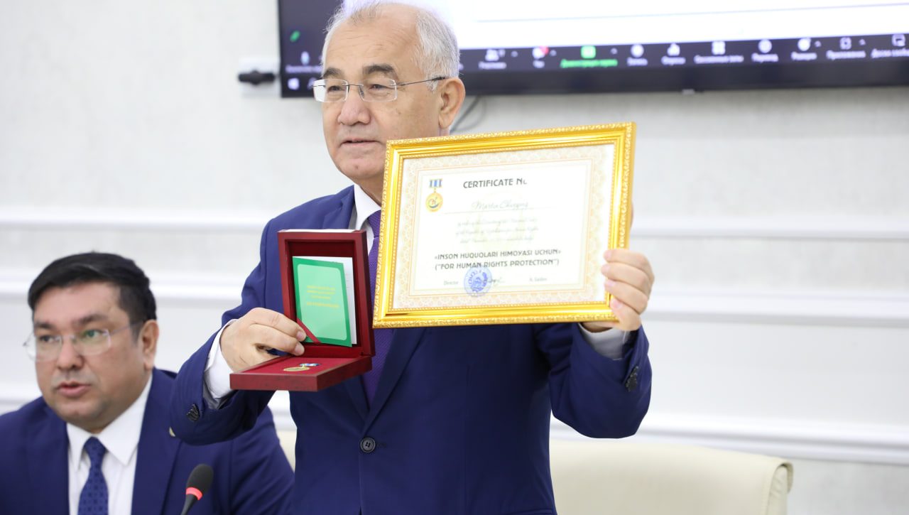 «Inson huquqlari himoyasi uchun» ko‘krak nishoni sovrindorlari taqdirlandi