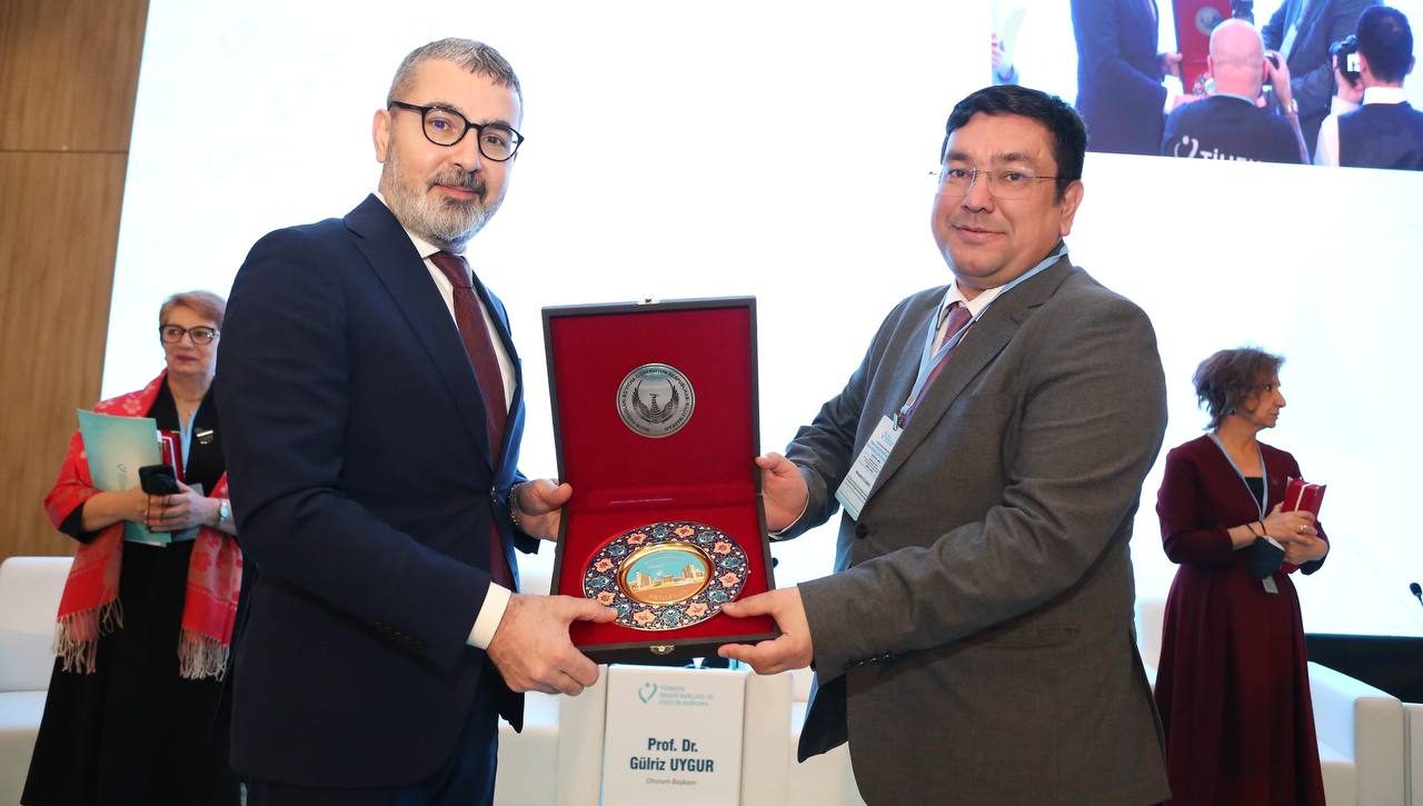 Milliy markaz vakili iqlim o‘zgarishi va inson huquqlariga bag‘ishlangan xalqaro simpoziumda qatnashdi
