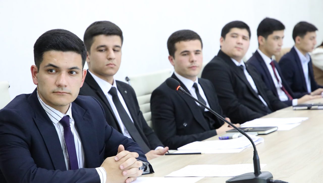 Inson huquqlari va siyosatshunoslik