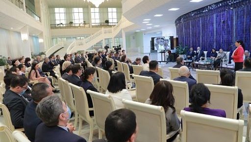 Абдулла Орипов таваллудининг 80 йиллигига бағишланган хотира тадбири ўтказилди
