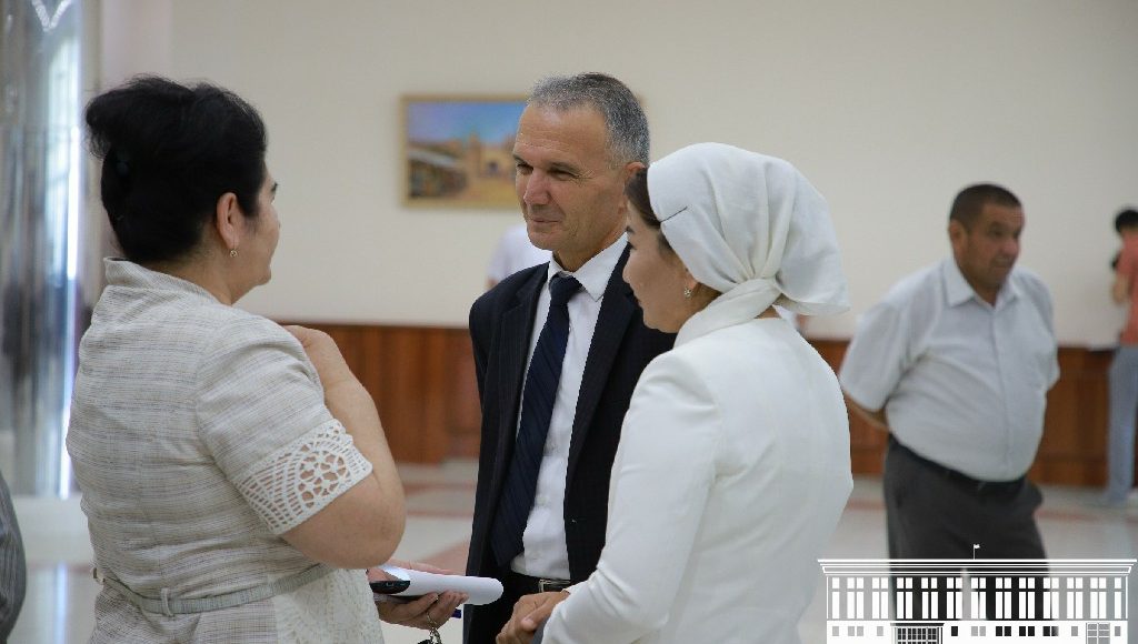 “INSON – JAMIYAT– DAVLAT” KONSTITUTSIYAVIY TAMOYILINI AMALGA OSHIRISH: MILLIY VA XORIJIY TAJRIBA 