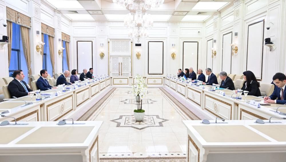 Спикер Милли Меджлиса Сагиба Гафарова встретилась с первым заместителем председателя Законодательной палаты Олий Мажлиса Узбекистана
