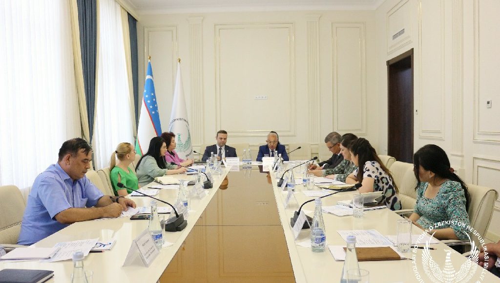 Права ребенка закреплены в Конституциях разных стран