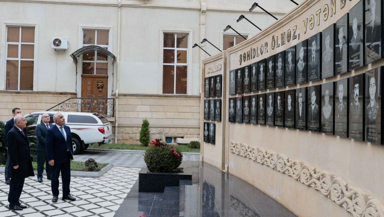 Nizomiy Ganjaviy nomidagi “Barqaror taraqqiyot va yashil iqtisodiyot” tadqiqot markazida amaliy muloqot bo‘lib o‘tdi