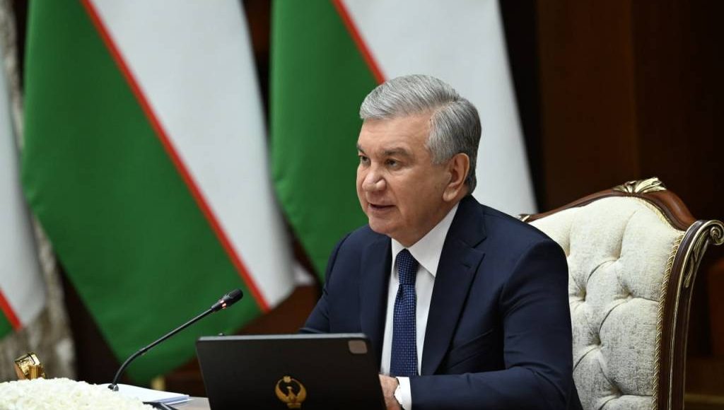 Уй-жой қурилиши ва урбанизация соҳасидаги ишлар ҳамда устувор вазифалар муҳокама қилинди