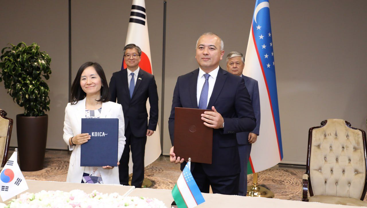 O‘zbekiston Respublikasi Hukumati va Koreya xalqaro hamkorlik agentligi (KOICA) o‘rtasida, umumiy byudjeti 20,44 mln AQSH dollariga teng 2023-2028 yillarda amalga oshirilishi ko'zda tutilgan 3 ta yangi loyiha uchun bitimlar imzolandi.