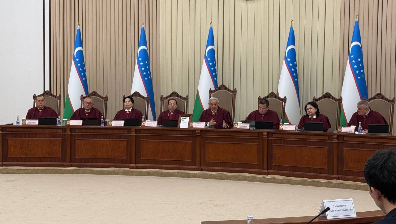 Konstitutsiyaviy sud qonun normasiga sharh berish to‘g‘risidagi masalani ko‘rib chiqdi