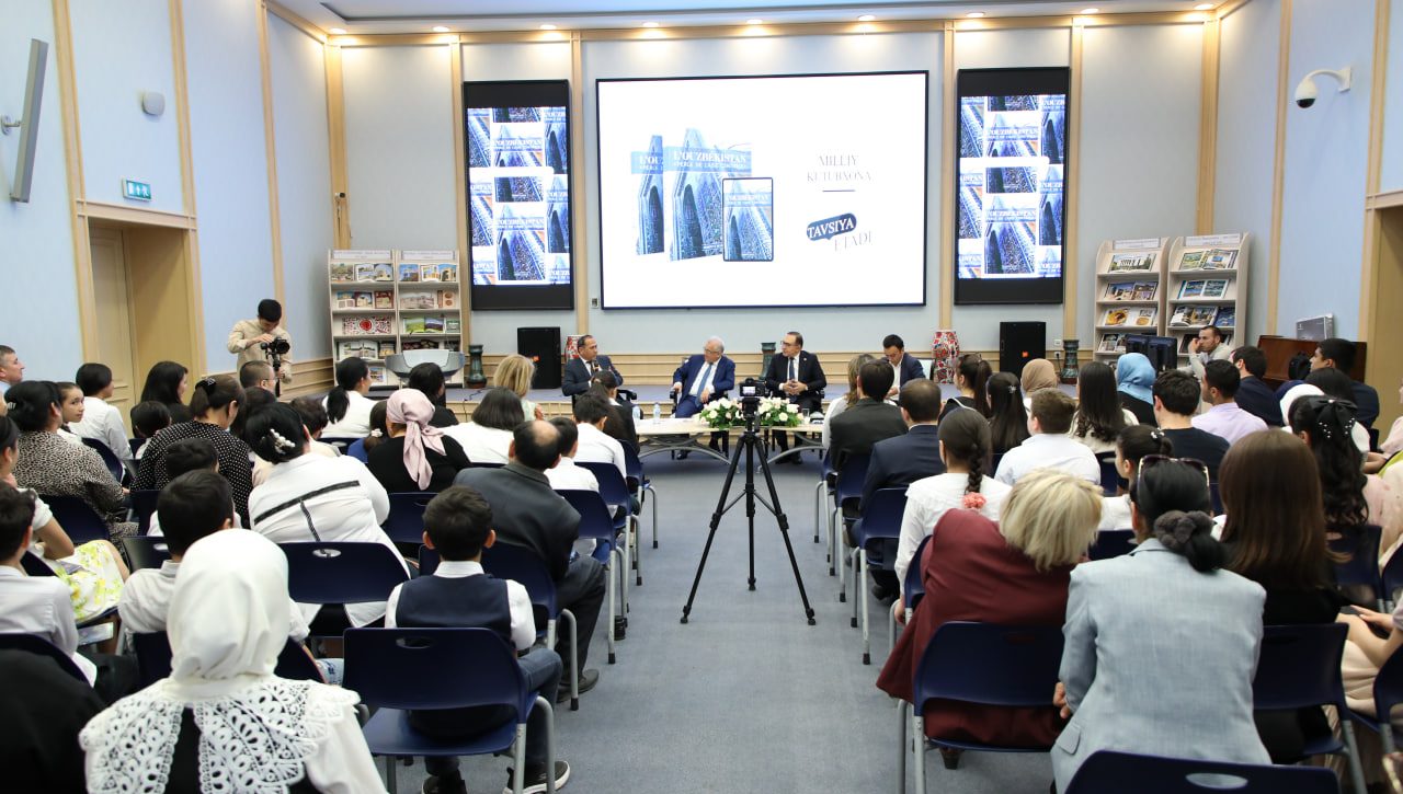 ROBERT BLYUMNING YANGI O‘ZBEKISTON HAQIDAGI KITOBI TAQDIMOTI O‘TKAZILDI