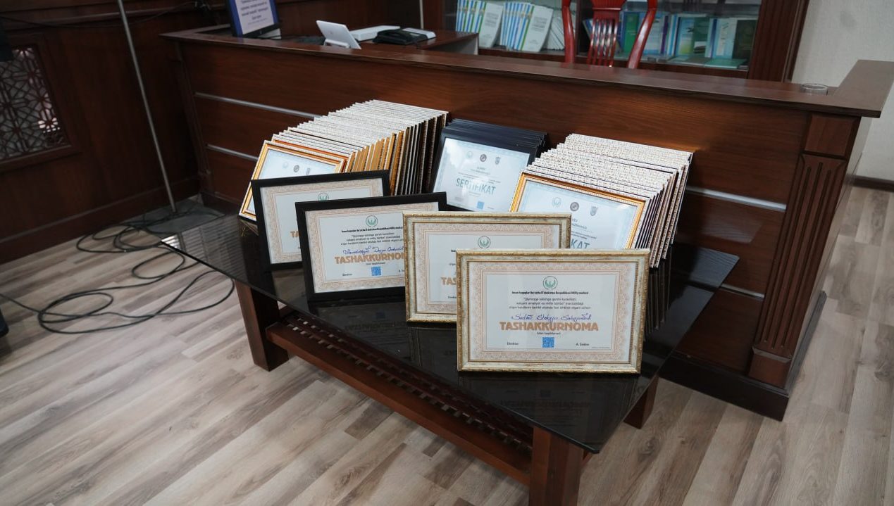 Navoiyda 60 nafar tinglovchiga qiynoqqa qarshi kurashish bo‘yicha o‘quv kursi sertifikati topshirildi