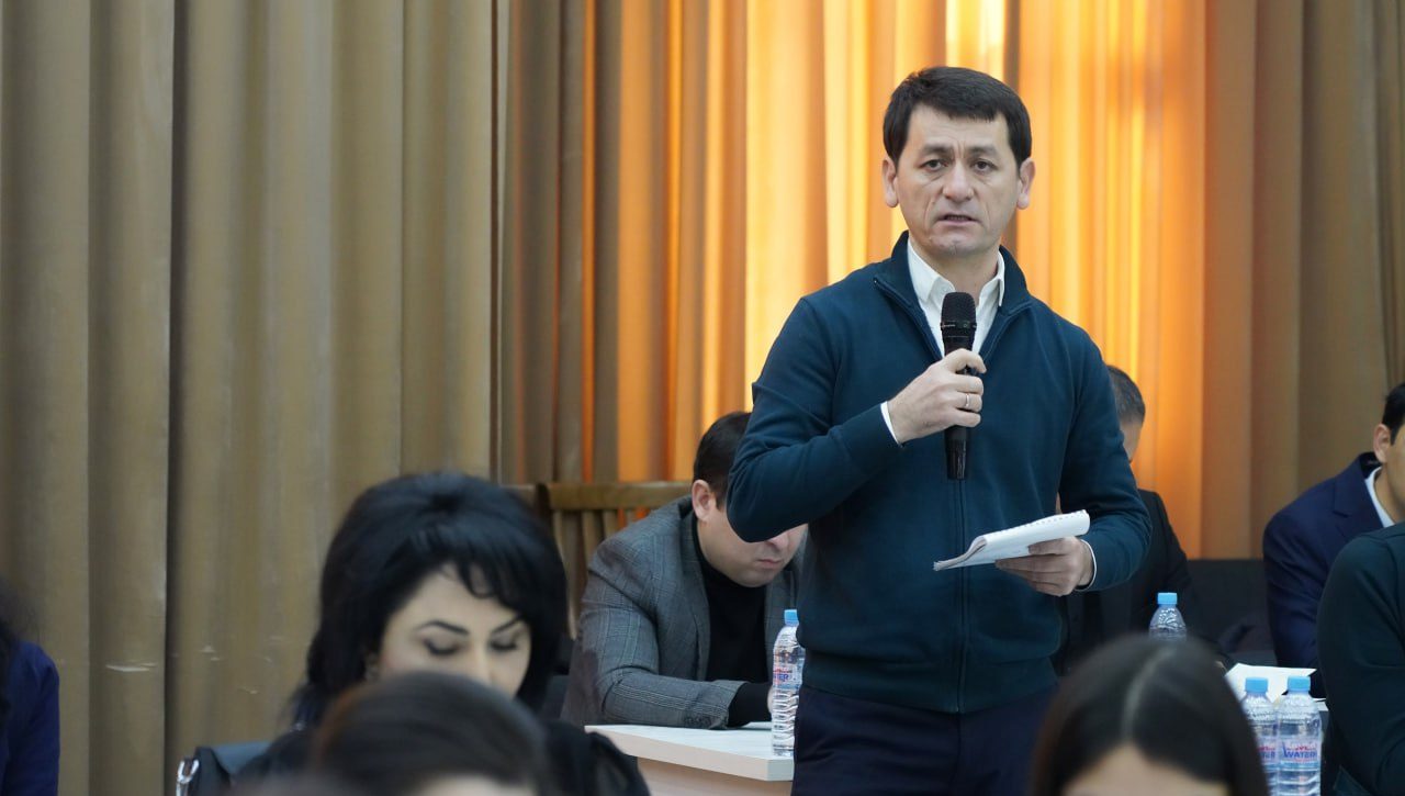 Inqirozli vaziyatlarda o‘zingizga beshta savol bering – Jonatan Charlz
