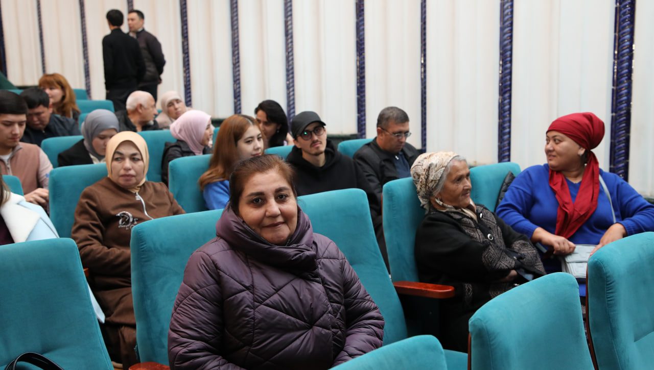 Milliy markaz jamoasi jadidlarga bag‘ishlangan yangi teatr asarini tomosha qildi