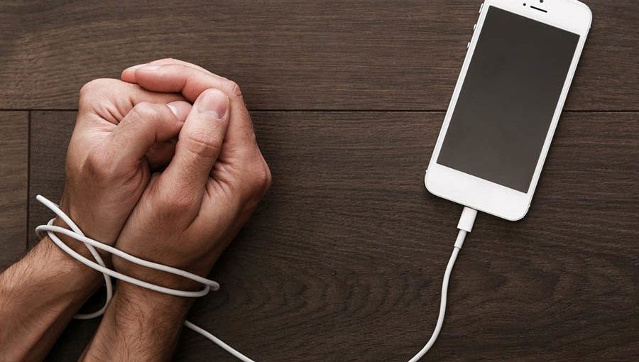 Qo‘l telefoni – sigaret emas, siz ham uning kashandasiga aylanmang