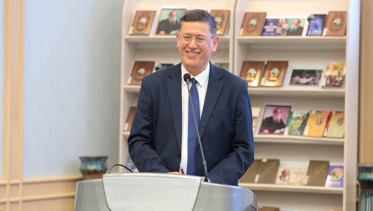Akmal Saidovning “Lev Tolstoy hikmatlari” kitobi taqdimoti bo‘lib o‘tdi