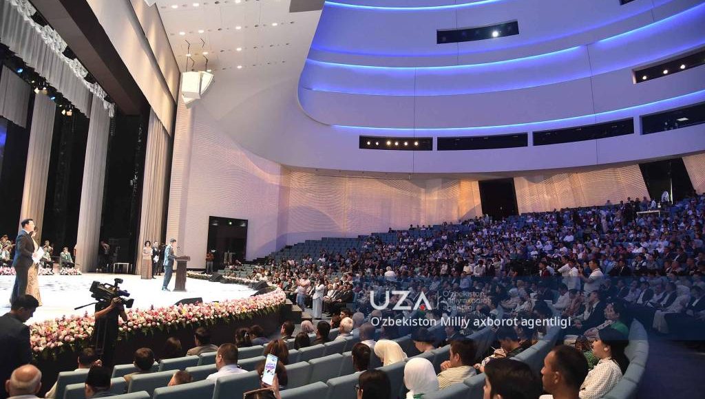 Jurnalimiz tahririyati “Oltin qalam”li bo‘ldi
