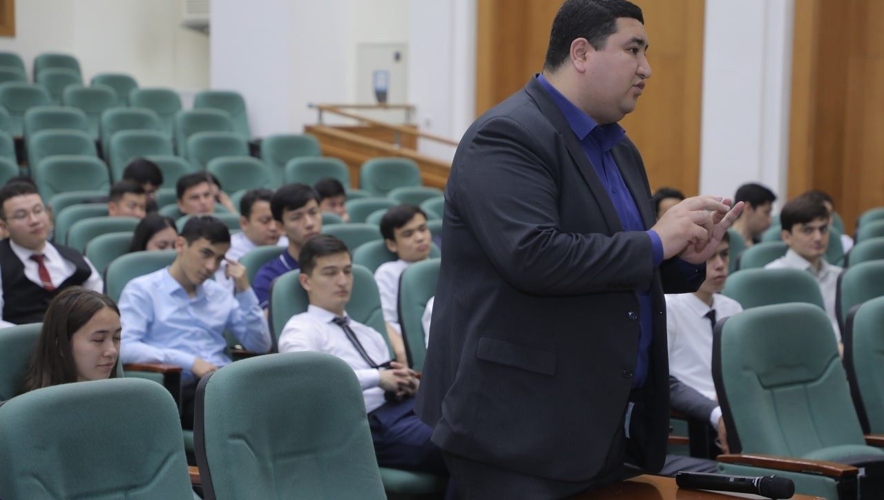 “Yangi O‘zbekiston strategiyasi va huquqiy ta’lim” mavzusidagi uchrashuvda akademik Akmal Saidov ishtirok etdi