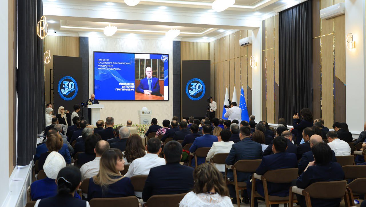 Rossiya iqtisodiyot universitetining Toshkentdagi filiali tashkil topganiga 30-yil to‘ldi