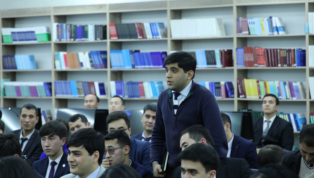 Inson huquqlari uyida: “Rahbar va yoshlar uchrashuvi”