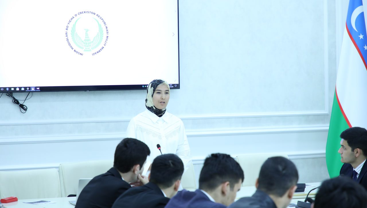Debat-klubning navbatdagi yig‘ilishi ayollar huquqlariga bag‘ishlandi