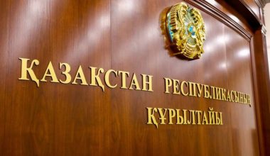 Qozog‘iston: Qurultoy deputatlari qaysi lavozim egalariga savol yo‘llashi mumkin?