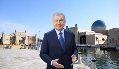 Jimlik chimmatini yorib chiqqan nur