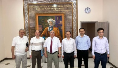 Хоразм вилоят кутубхонасида инсон ҳуқуқларига оид адабиётлар бурчаги очилди