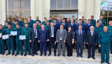 Бухоро: Қийноққа қарши кураш машғулотлари тингловчиларига сертификатлар топширилди