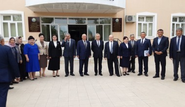 Jizzaxdagi ijod maktabida “Uch avlod” uchrashuvi bo‘ldi