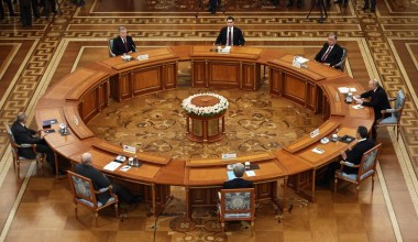 Президент Узбекистана принял участие в неформальной встрече глав государств СНГ