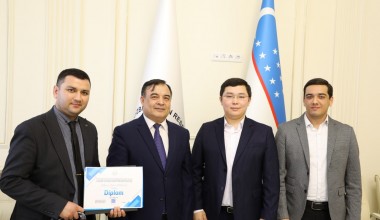 Викторина ғолиблари тақдирланди